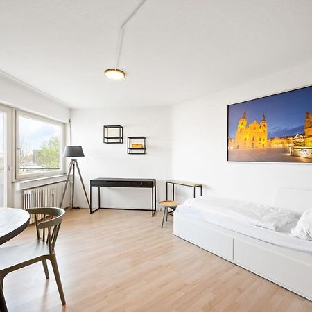 Sali Homes - Fewo Bluehendes Barock Ludwigsburg Exterior foto