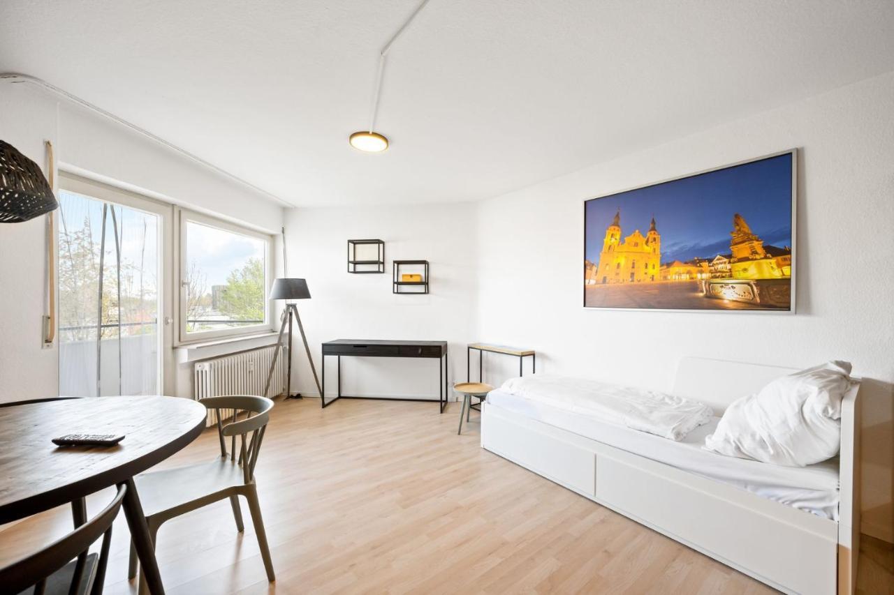 Sali Homes - Fewo Bluehendes Barock Ludwigsburg Exterior foto